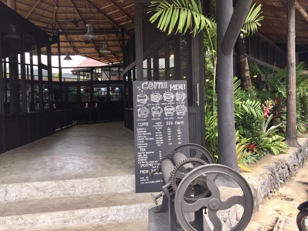 Kamala Tropical Garden Hotel Exterior foto