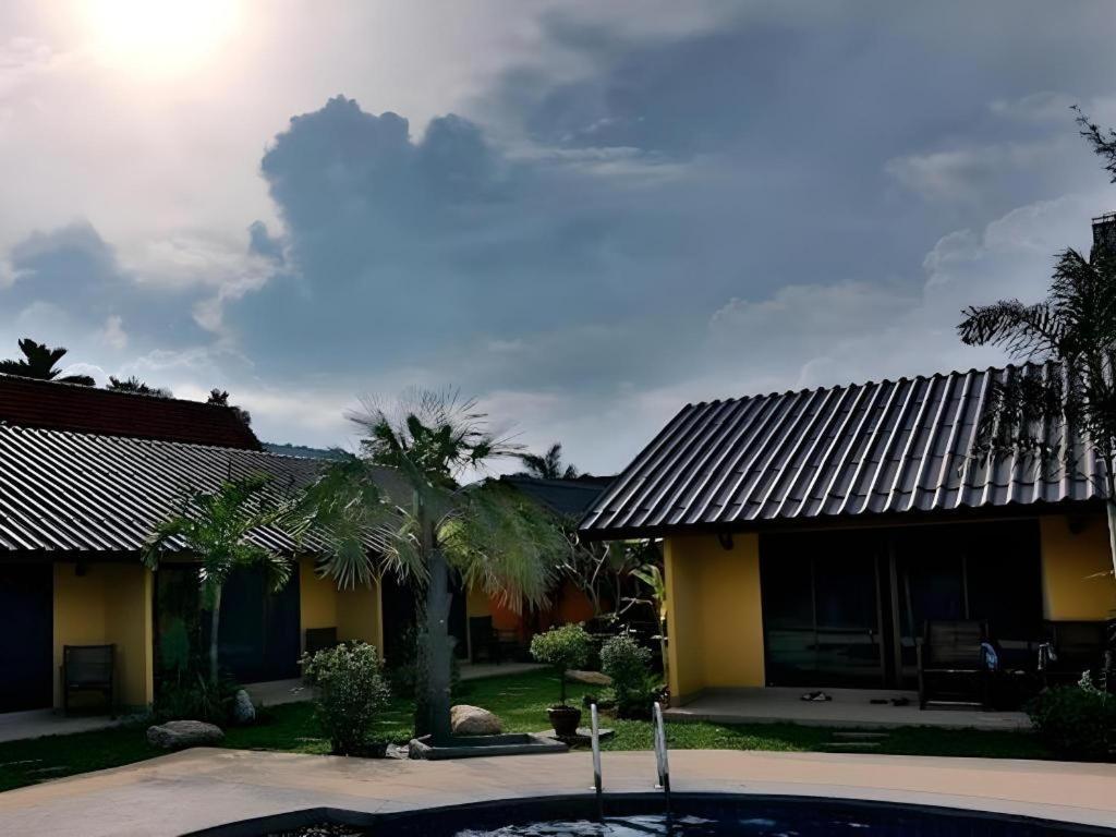 Kamala Tropical Garden Hotel Exterior foto
